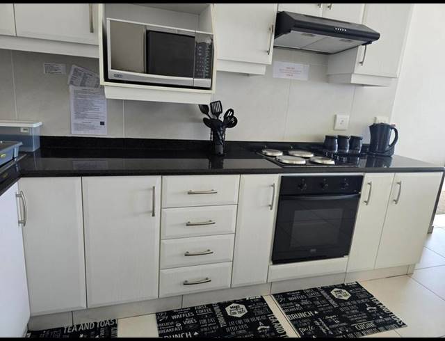 2 BEDROOM APARTMENT FOR SALE IN WINKLESPRUIT